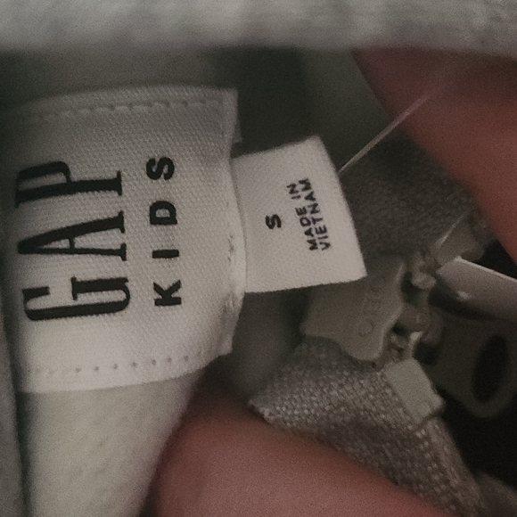 Kids Gap Logo Hoodie Size Sml 6-7 - Picture 3 of 3